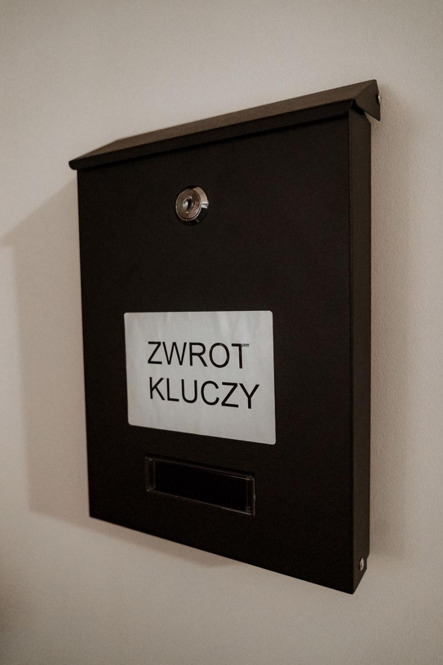 Noclegi Przy Stacji Nowy Dwór Mazowiecki Εξωτερικό φωτογραφία